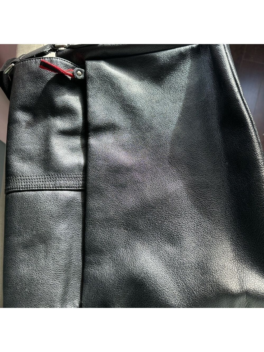Mexx Black Leather Messenger Bag - Picture 12 of 13